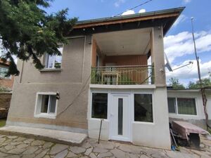  Solid Property . 35 km from Plovdiv and 18 km from Asenovgr