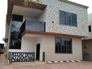 Exexutive 4bedroom house @ Lakeside/+233243321202