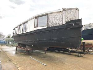 Houseboat for Completion - River Oak - £38,000