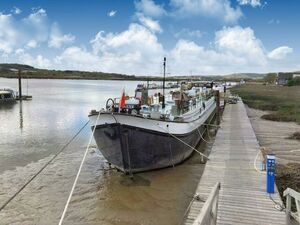 Beautiful Residential Dutch Barge - Eben Hauzer-  £230,000