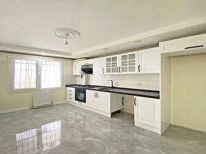 3+1 BRAND NEW SUİTABLE FOR RESİDENCY İN THE CENTRAL