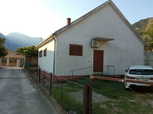 I am selling a house by the sea in Kotor-Prcanj