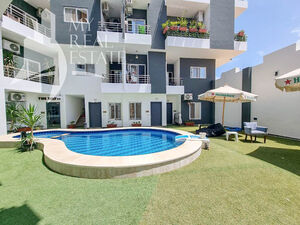 Nicely furnished pool view 2 bedroom apartment in Magawish