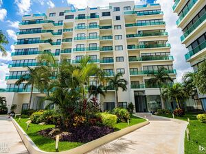 2BR 2BA, Luxury PH, Valle Aurora, Playa del Carmen