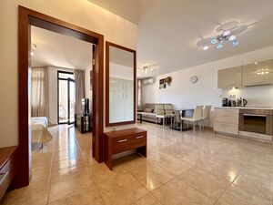 Spacious 1-Bedroom Apartment with Sea & Pool Views, Etara 3 