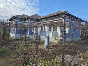 Rural Bulgaria house in Dobrevo, Dobrich region