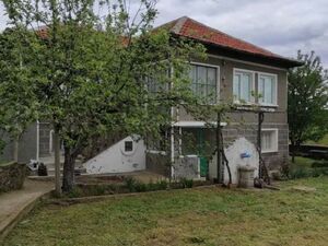 Rural 2-storey house, outbuildings, near Greek border