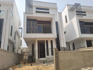 5 Bedroom Detached Duplex 