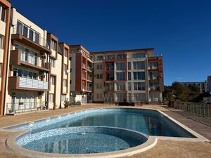 Two-Bedroom Apartment with Pool View in Solo 1, Sunny Beach