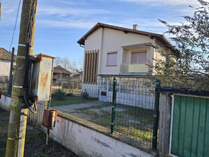 House for sale in the village of Vrav