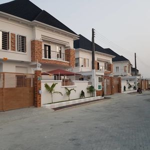 4 Bedroom Duplex by Empire Homes