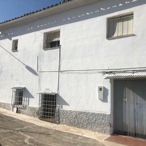 Renovated property SAL180