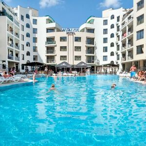 Pool View 2-Bedroom apartment in Avalon, Sunny Beach