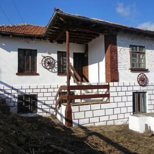 Property Near Ruse And Romania House In Katselovo Pay Monthl