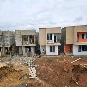 Newly built 2Bedroom house @ Oyarifa/+233243321202