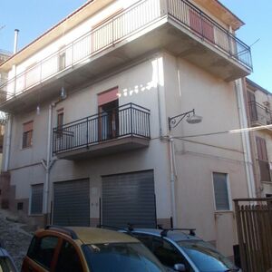 sh 810 town house, Caccamo, Sicily