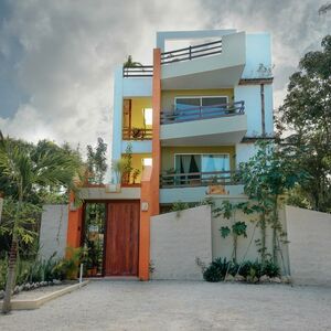 1BR 1BA Apartment with garden, Hi Tulum, Tulum