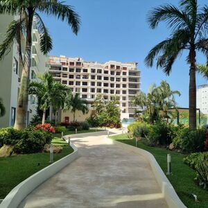 2BR 2BA, Apartment with Pool, Valle Aurora, Playa del Carmen