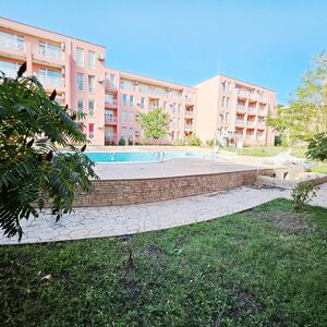 New Studio with pool view in Sunny Day 6, Sunny Beach