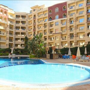 1 bedroom flat 99.4 m2 with pool view in Arabia area