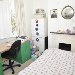 Affordable Student Accommodation on Park Road, Farnham