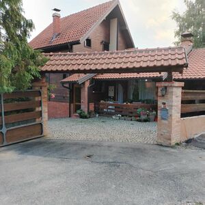 House for sale in Zlatibor-Colovica Brdo