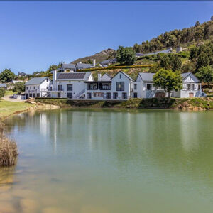 Luxurious manor house in the heart of paarl - a dream come t