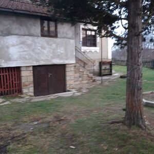 I am selling a house in Mali Crljeni-Lazarevac