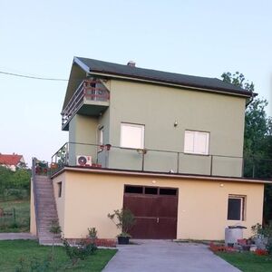 House for sale in Belgrade-Ritopek