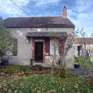 One Bedroomed House with outbuilding and garden