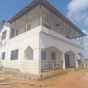 Zanzibar Unfinished House - Makanduchi Region | 6 Bedrooms