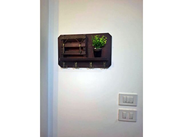 Entrance Key Holder